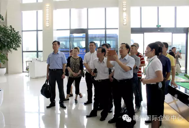 文化互融 交流共进——第十三届“赣台会”台商考察团一行莅临赣州国际企业中心参观考察