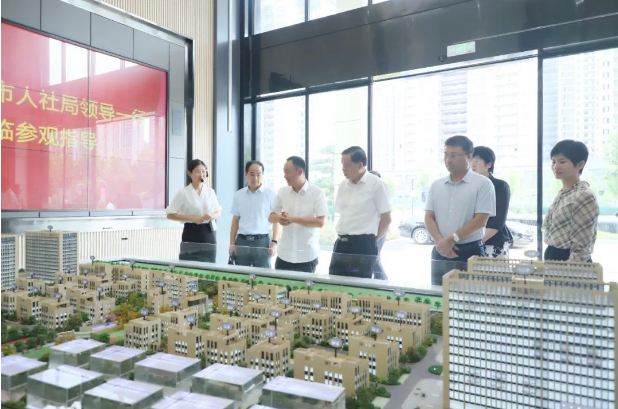 徐州市人社局局长于洪亮一行莅临恒盛智谷科技园参观调研