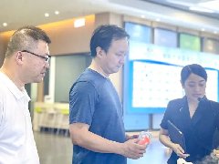 摩根士丹利执行董事马克一行莅临园区参观调研